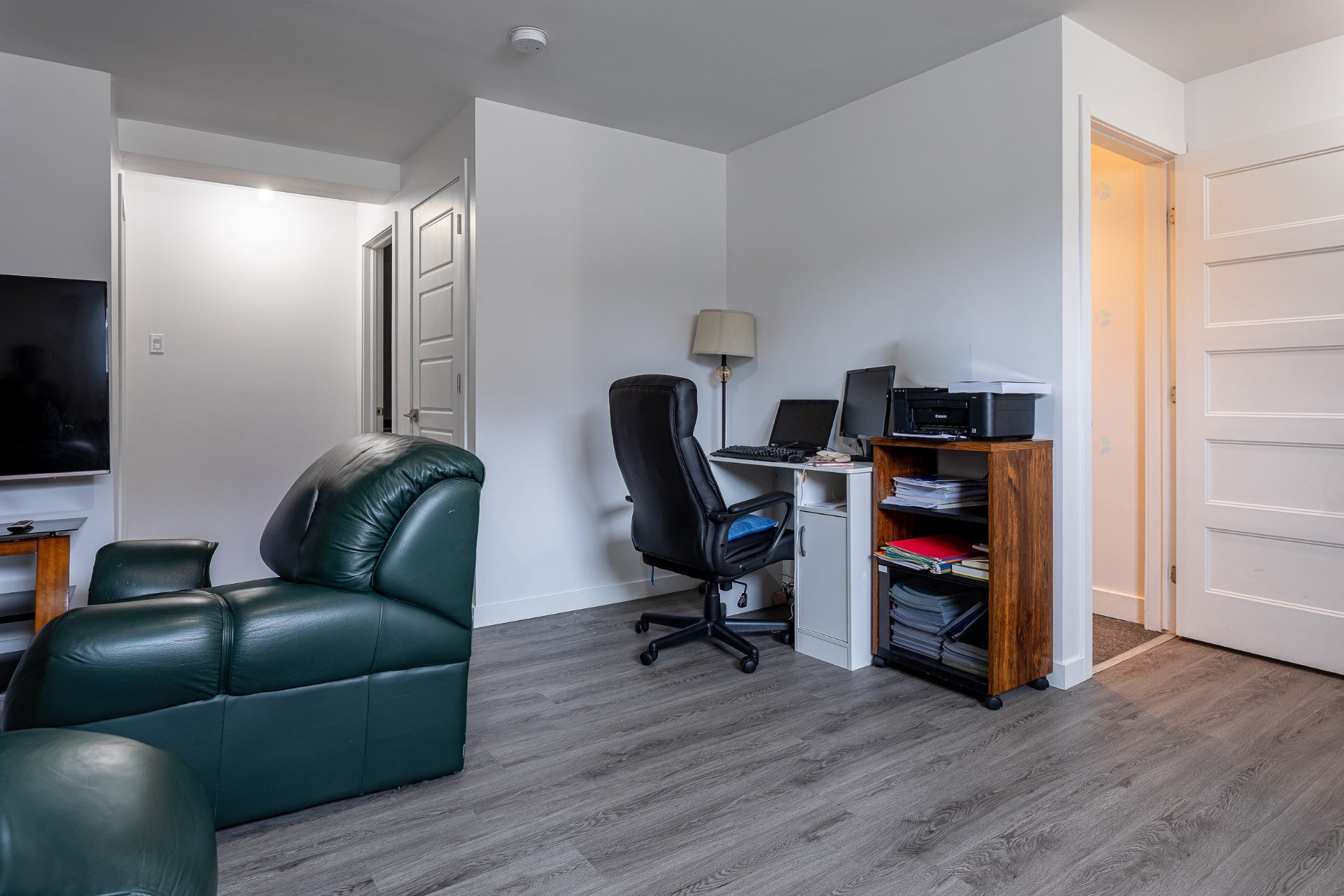









3350


Boul. Thibeau

,
Trois-Rivières,




QC
G8W2H5

