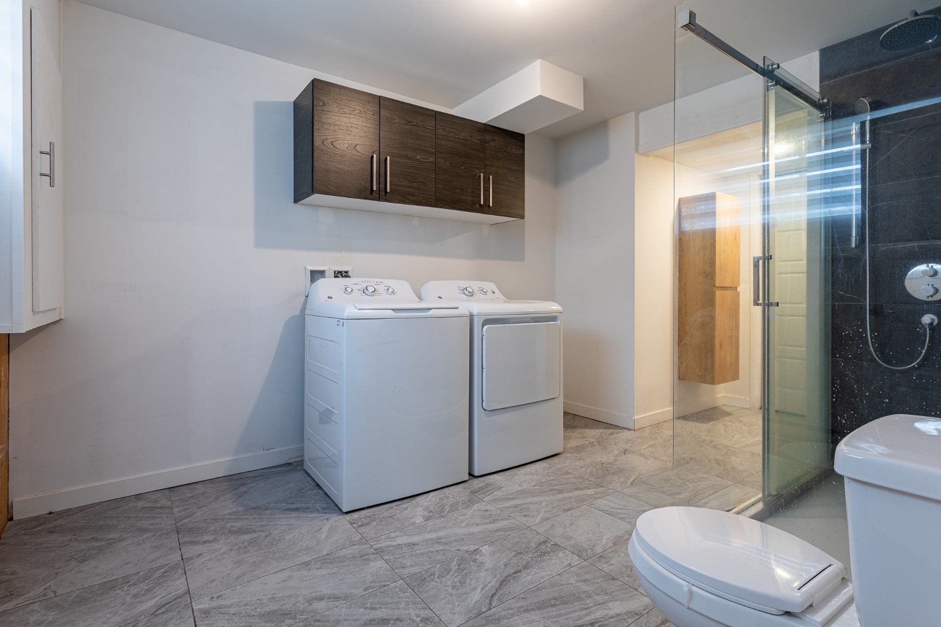 









3350


Boul. Thibeau

,
Trois-Rivières,




QC
G8W2H5

