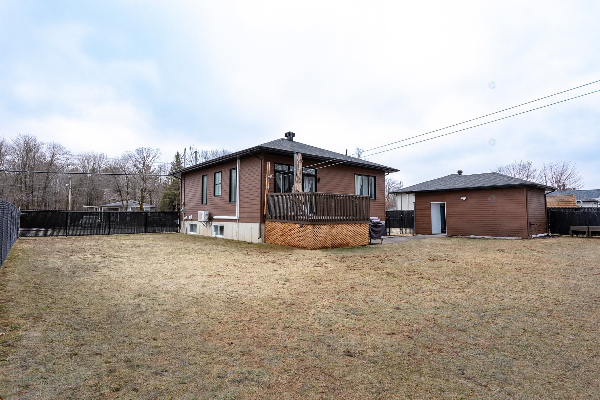 









3350


Boul. Thibeau

,
Trois-Rivières,




QC
G8W2H5

