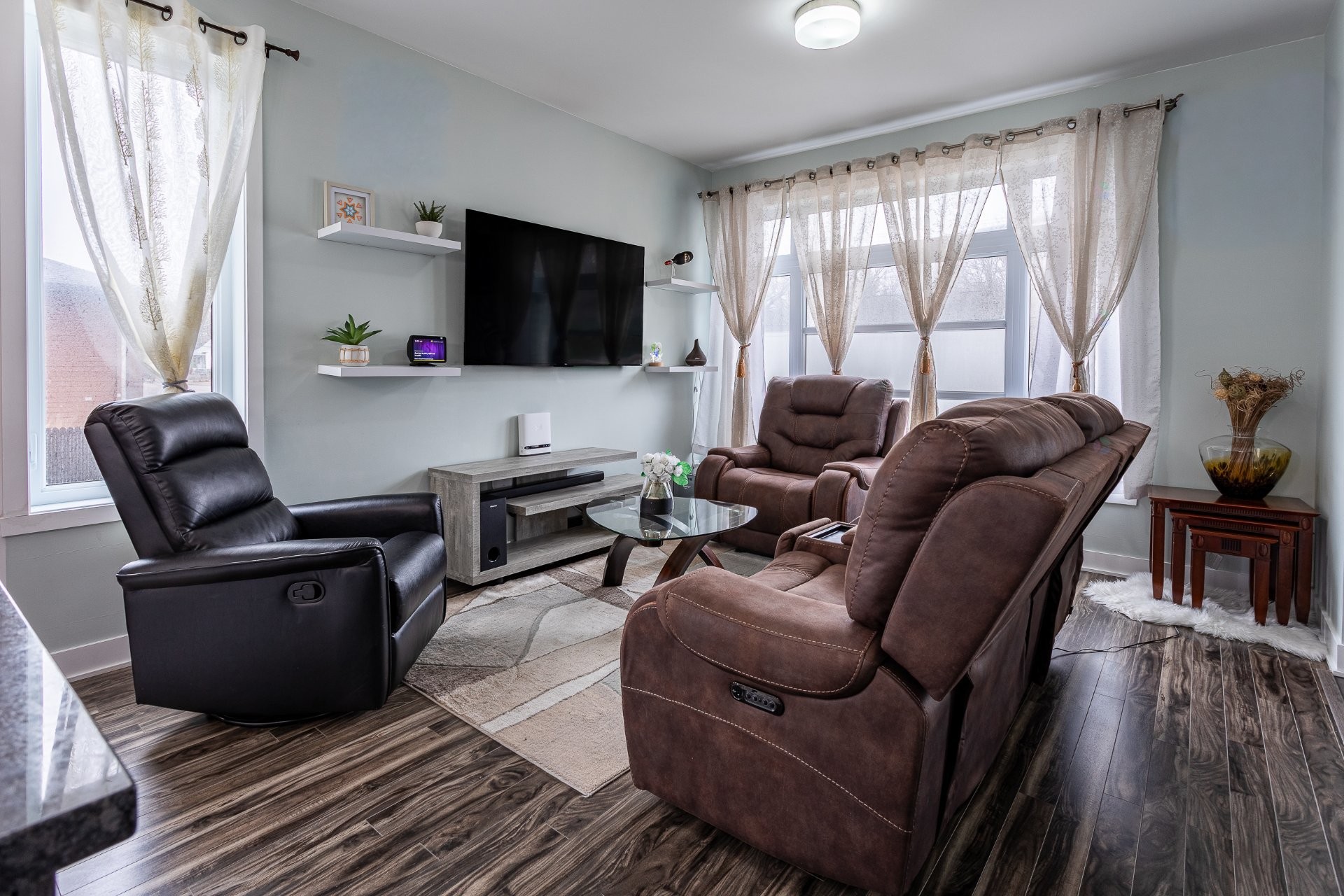 









3350


Boul. Thibeau

,
Trois-Rivières,




QC
G8W2H5

