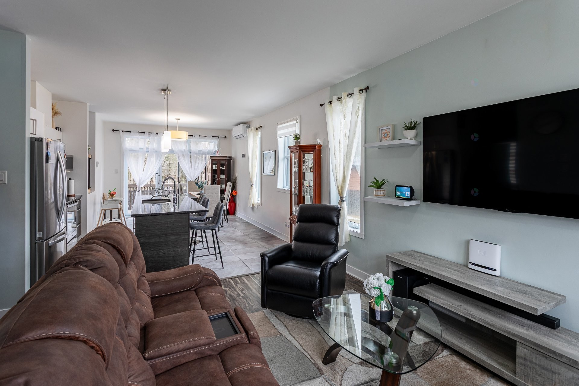 









3350


Boul. Thibeau

,
Trois-Rivières,




QC
G8W2H5

