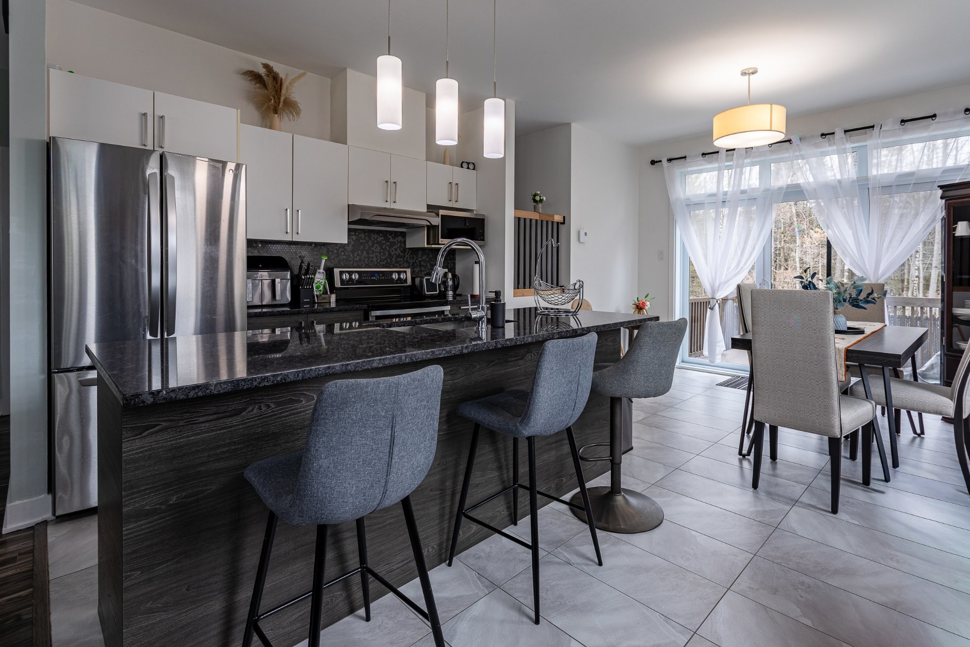 









3350


Boul. Thibeau

,
Trois-Rivières,




QC
G8W2H5

