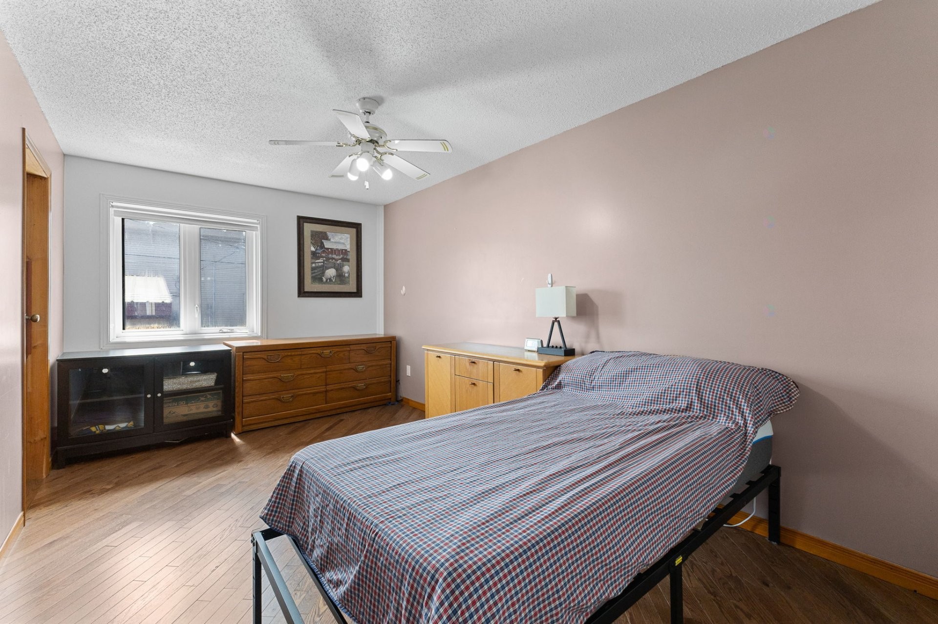 









113


Rue De Lorimier

,
Gatineau (Hull),




QC
J8Y3E7

