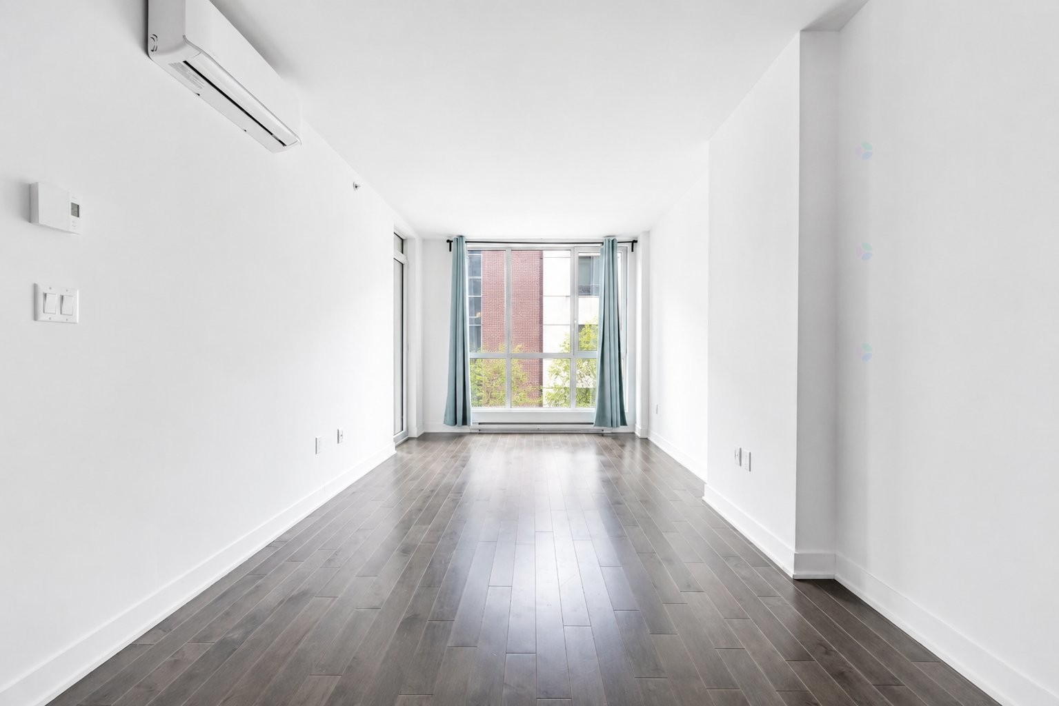 









1239


Rue Drummond

, 303,
Montréal (Ville-Marie),




QC
H3G0G4

