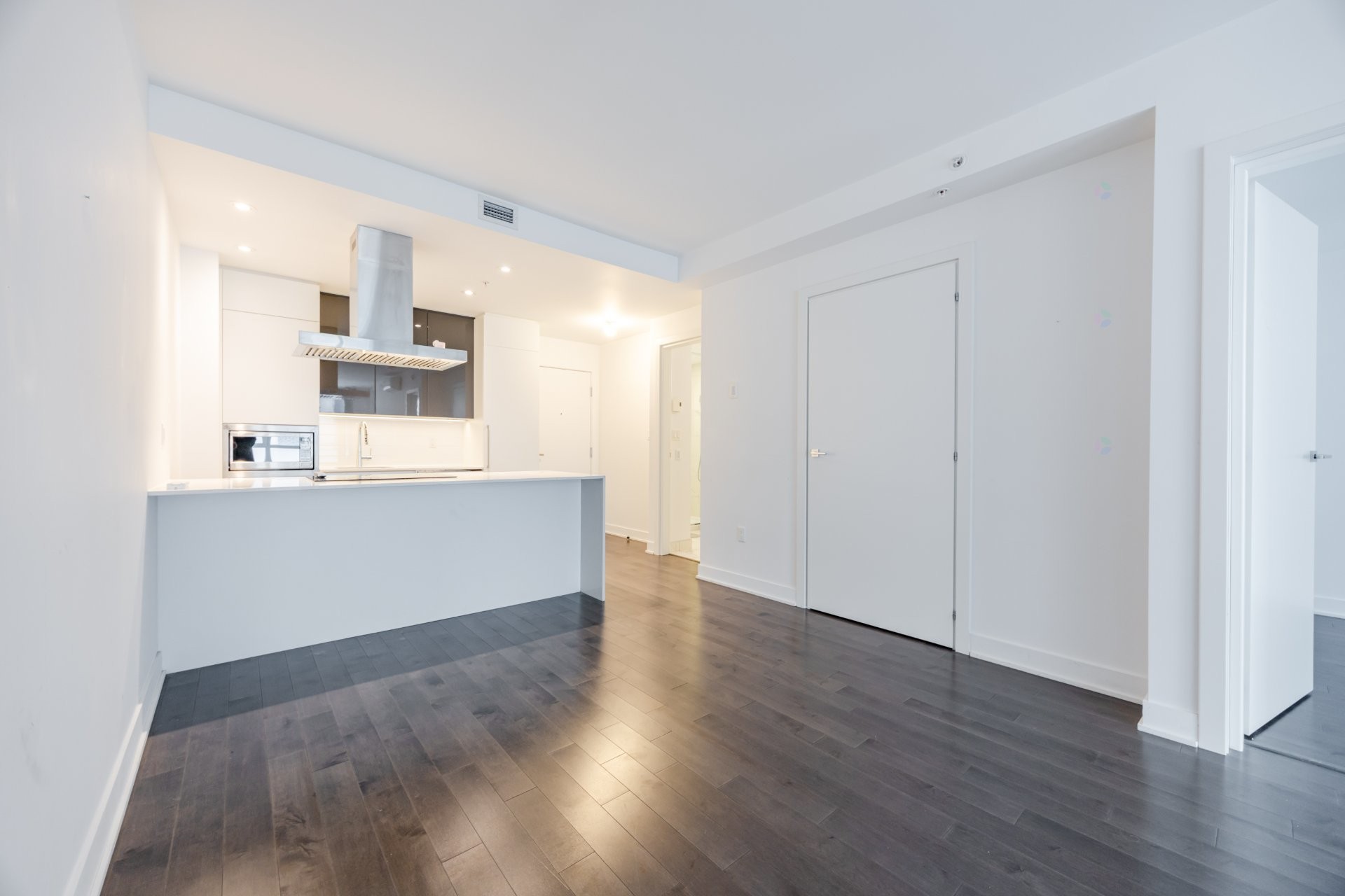 









1239


Rue Drummond

, 303,
Montréal (Ville-Marie),




QC
H3G0G4

