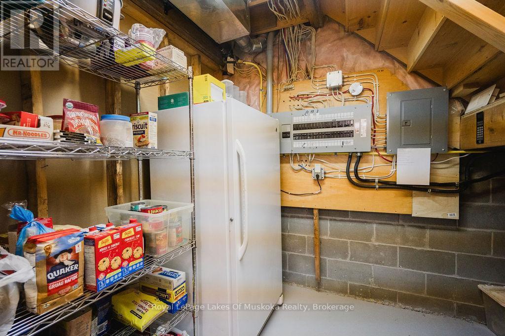 












96 NORTH STREET

,
Magnetawan,




Ontario
P0A1P0

