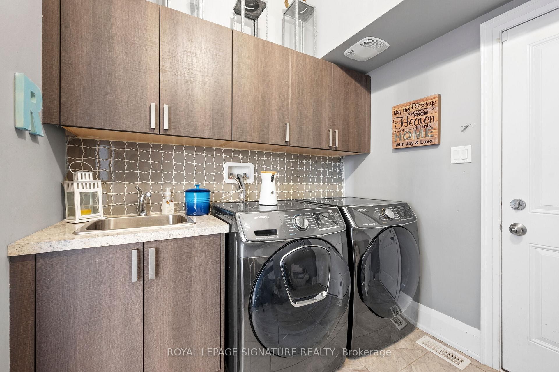 









11


Natural

Terrace,
Brampton,




ON
L6Y 6A5


