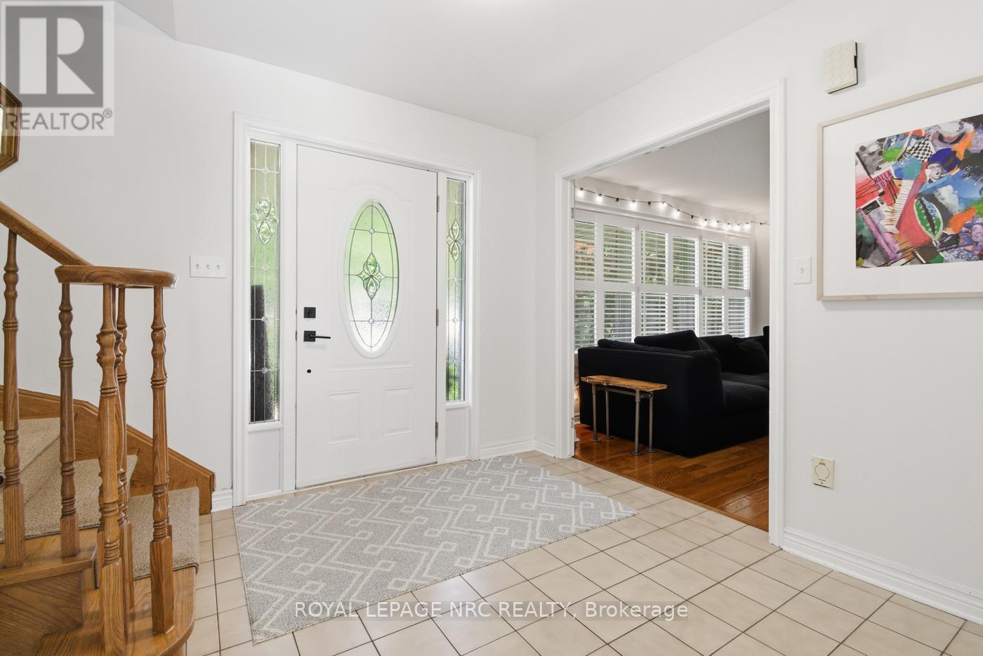 












6 NURSERY LANE

,
Pelham (Fonthill),




Ontario
L0S1E1

