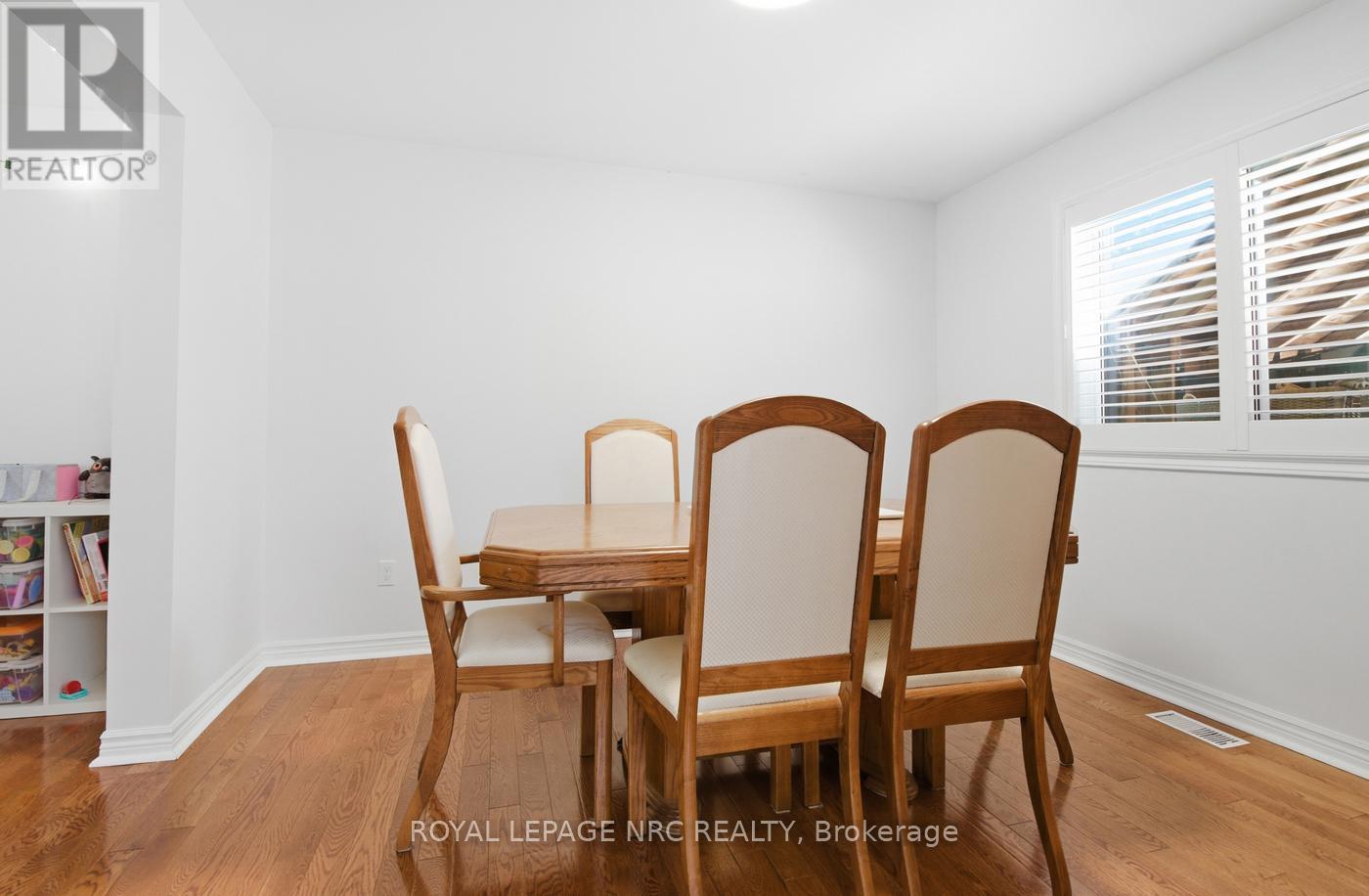 












6 NURSERY LANE

,
Pelham (Fonthill),




Ontario
L0S1E1

