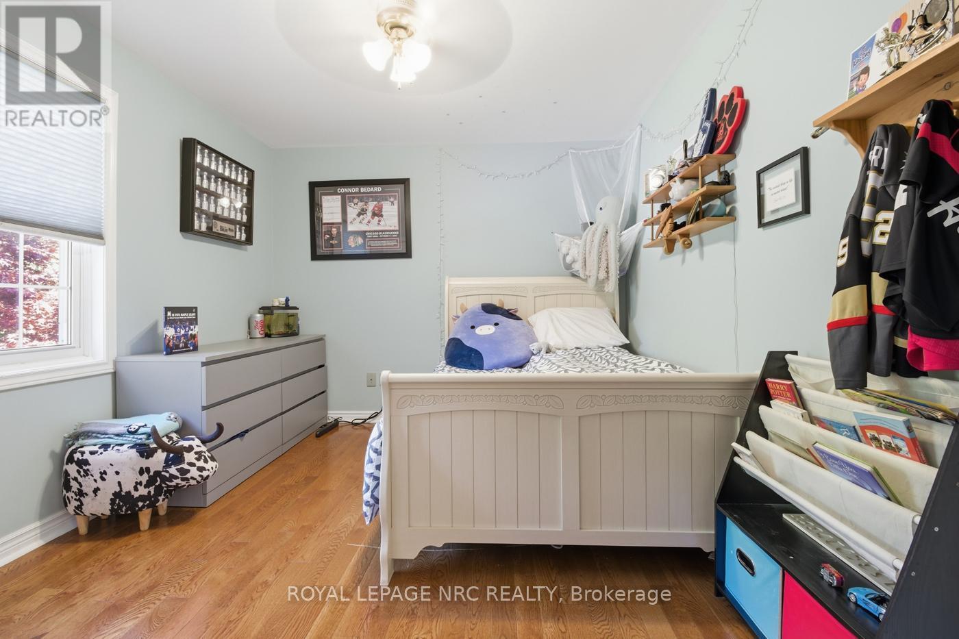 












6 NURSERY LANE

,
Pelham (Fonthill),




Ontario
L0S1E1

