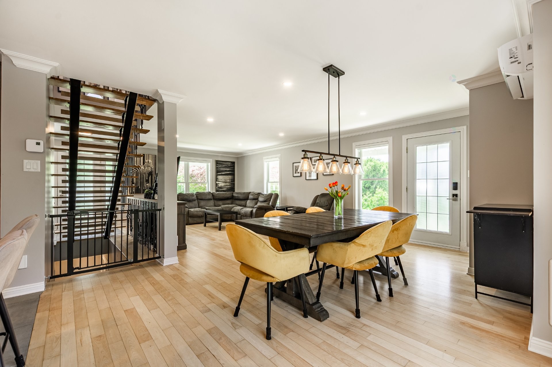 









48


Rue Michel-Viger

,
Richelieu,




QC
J3L6S4

