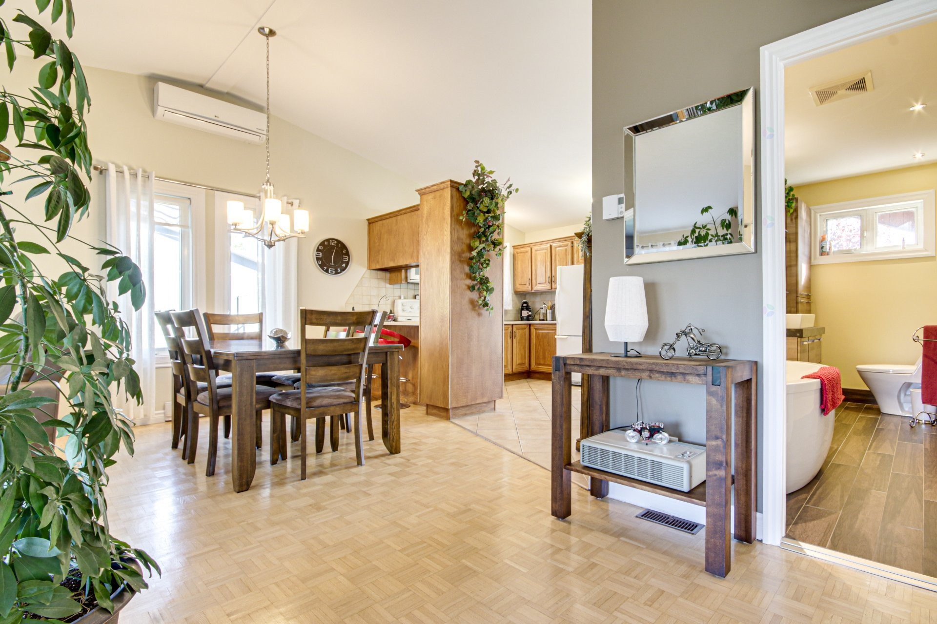 









465


Rue Leclerc

,
Trois-Rivières,




QC
G9B1S6

