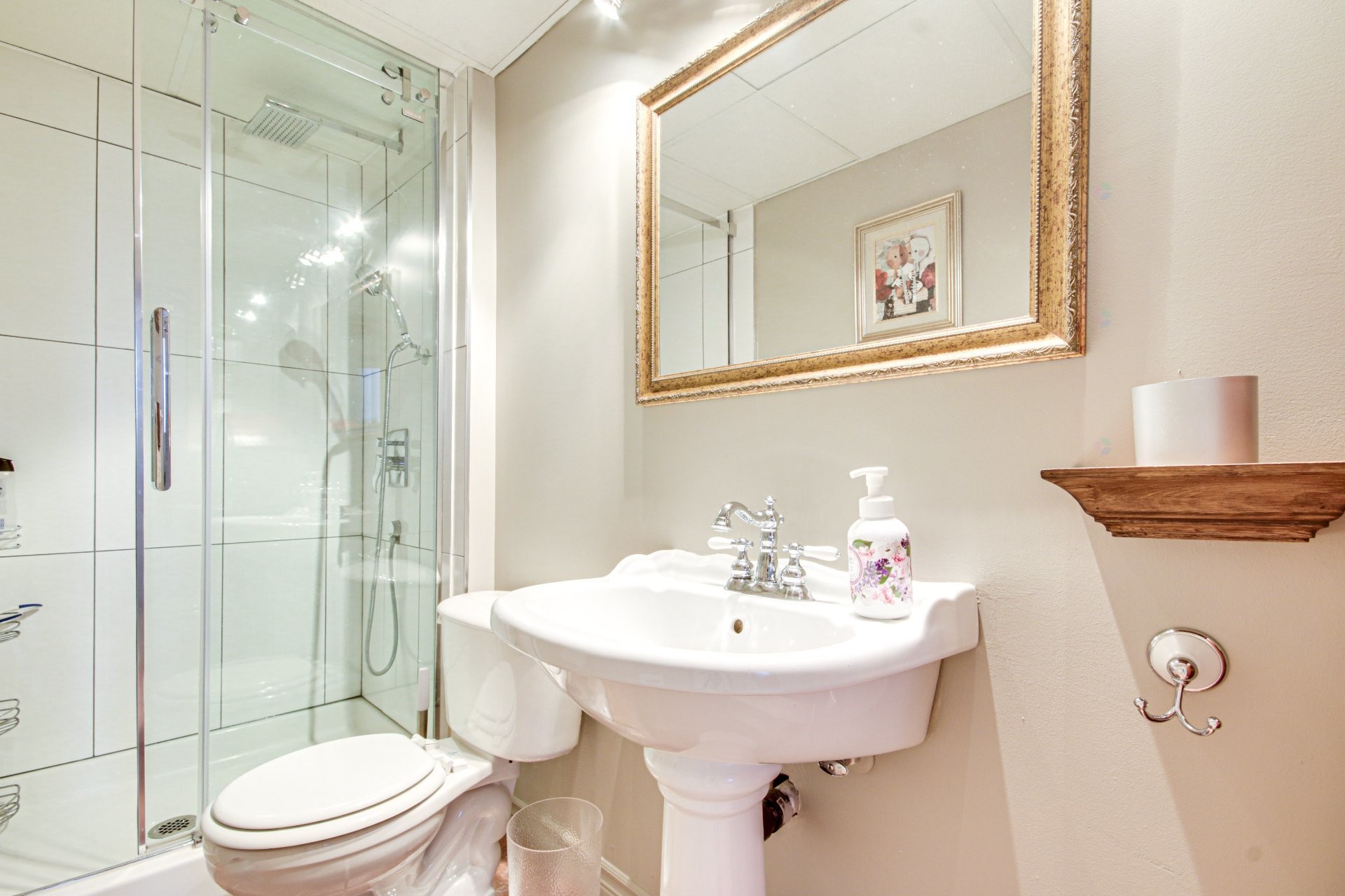 









465


Rue Leclerc

,
Trois-Rivières,




QC
G9B1S6

