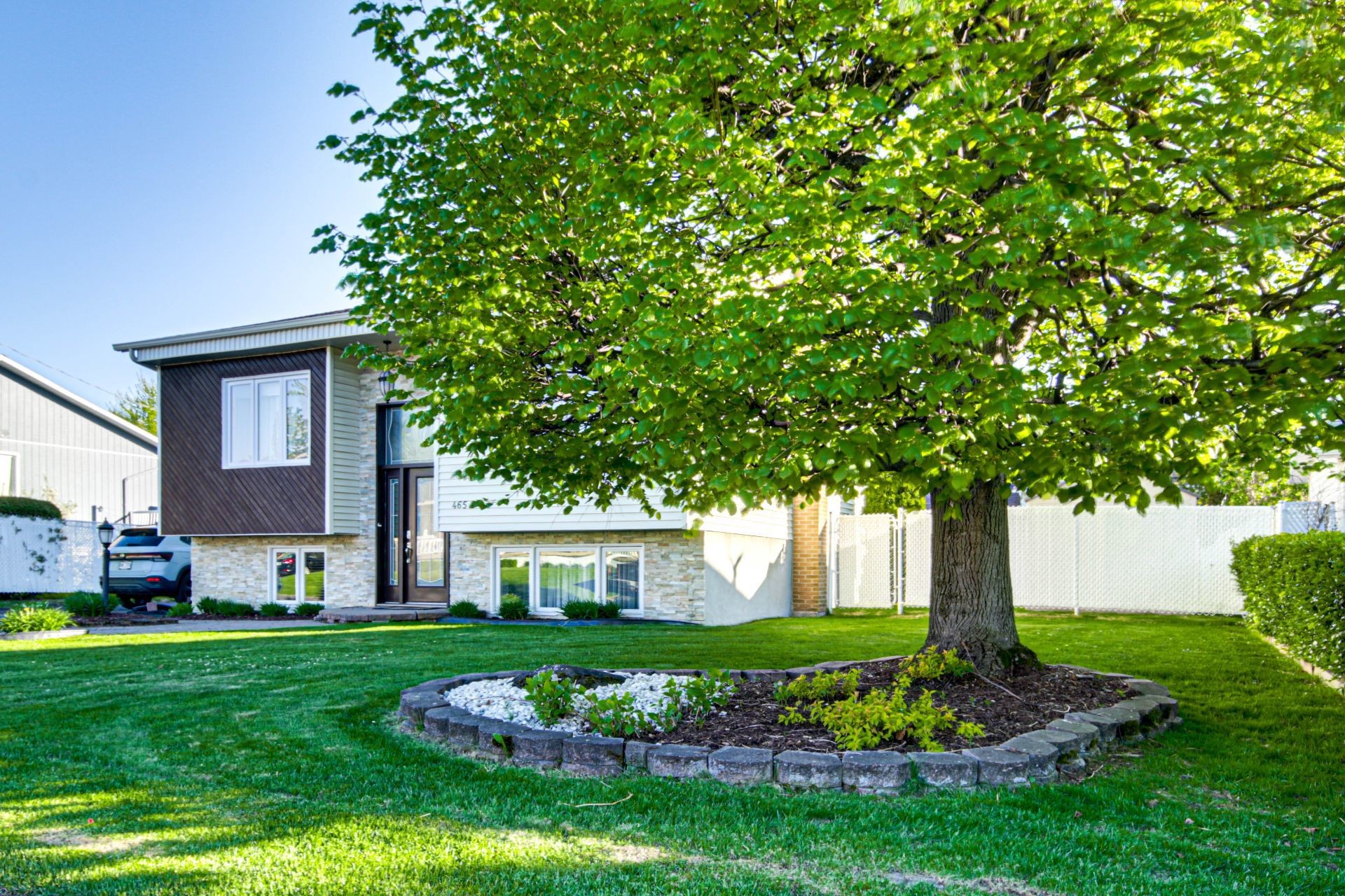 









465


Rue Leclerc

,
Trois-Rivières,




QC
G9B1S6

