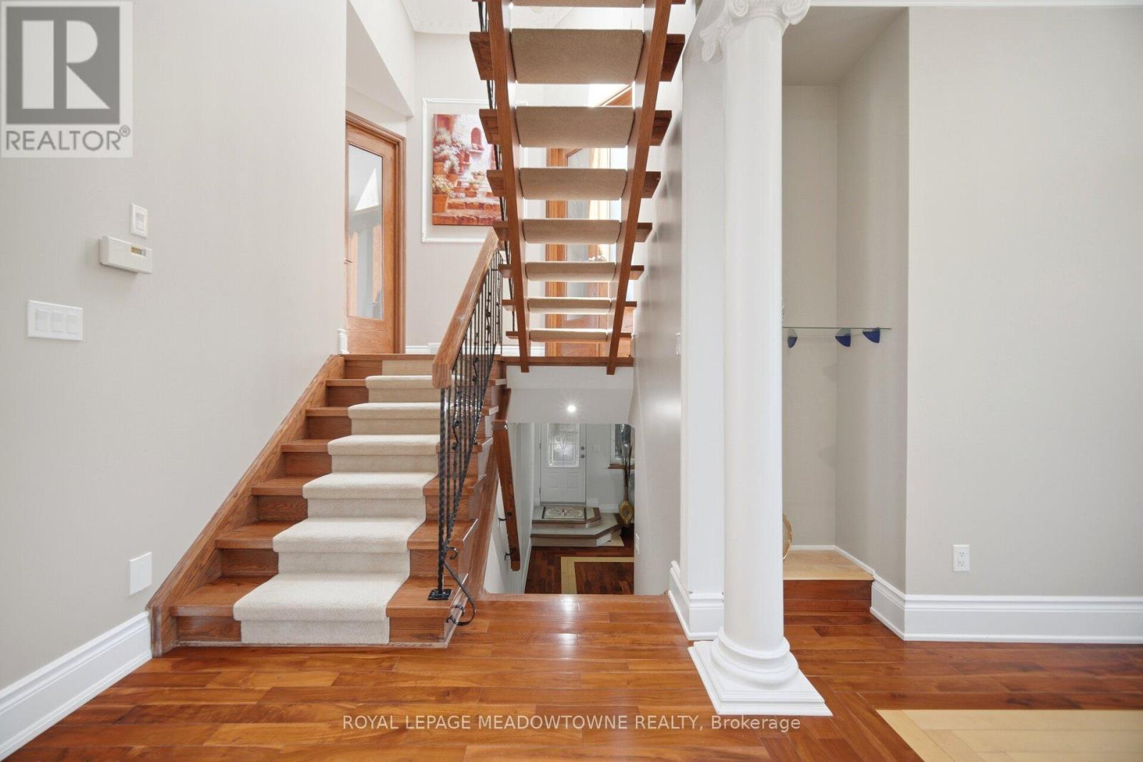 












2 THE KEANEGATE STREET

,
Toronto,




Ontario
M9B2B4

