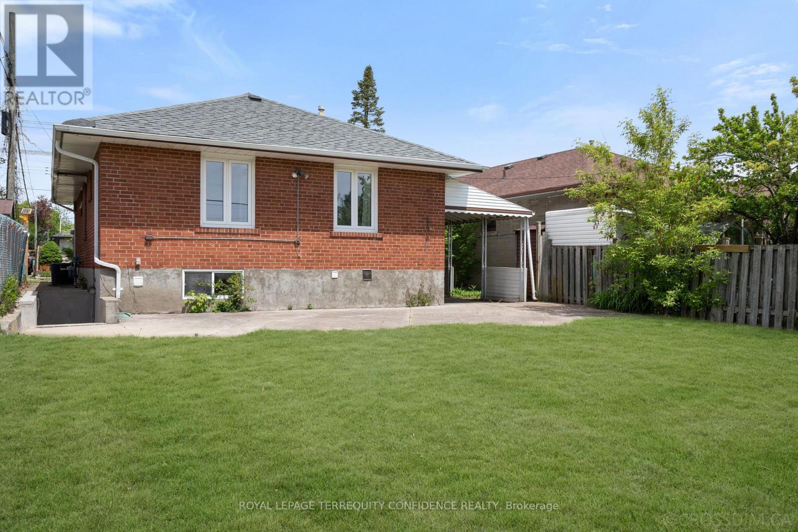 












71 PACHINO BOULEVARD

,
Toronto,




Ontario
M1R4J8

