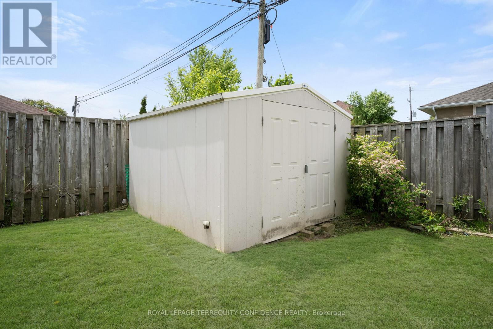 












71 PACHINO BOULEVARD

,
Toronto,




Ontario
M1R4J8

