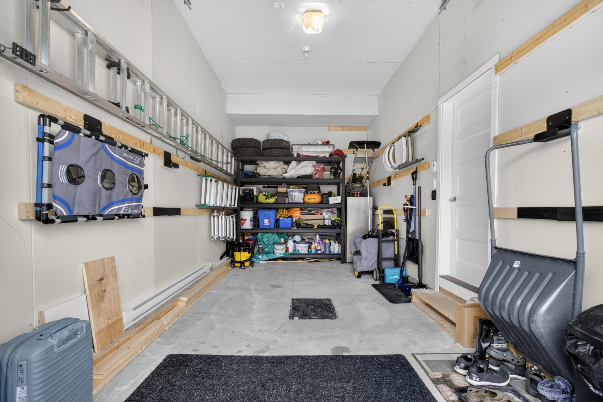 









877


Rue des Coccinelles

,
Saint-Lazare,




QC
J7V0P8

