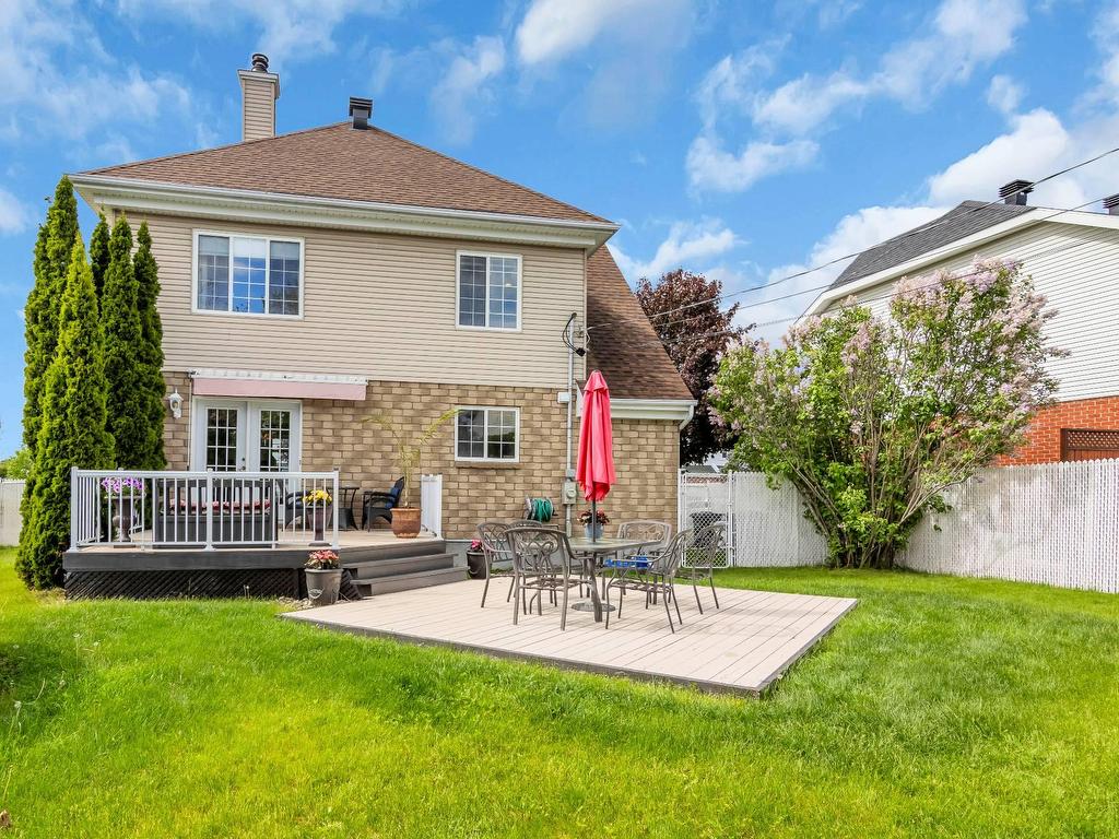 









18748


Rue Meloche

,
Pierrefonds-Roxboro (Montréal),




QC
H9K1N8

