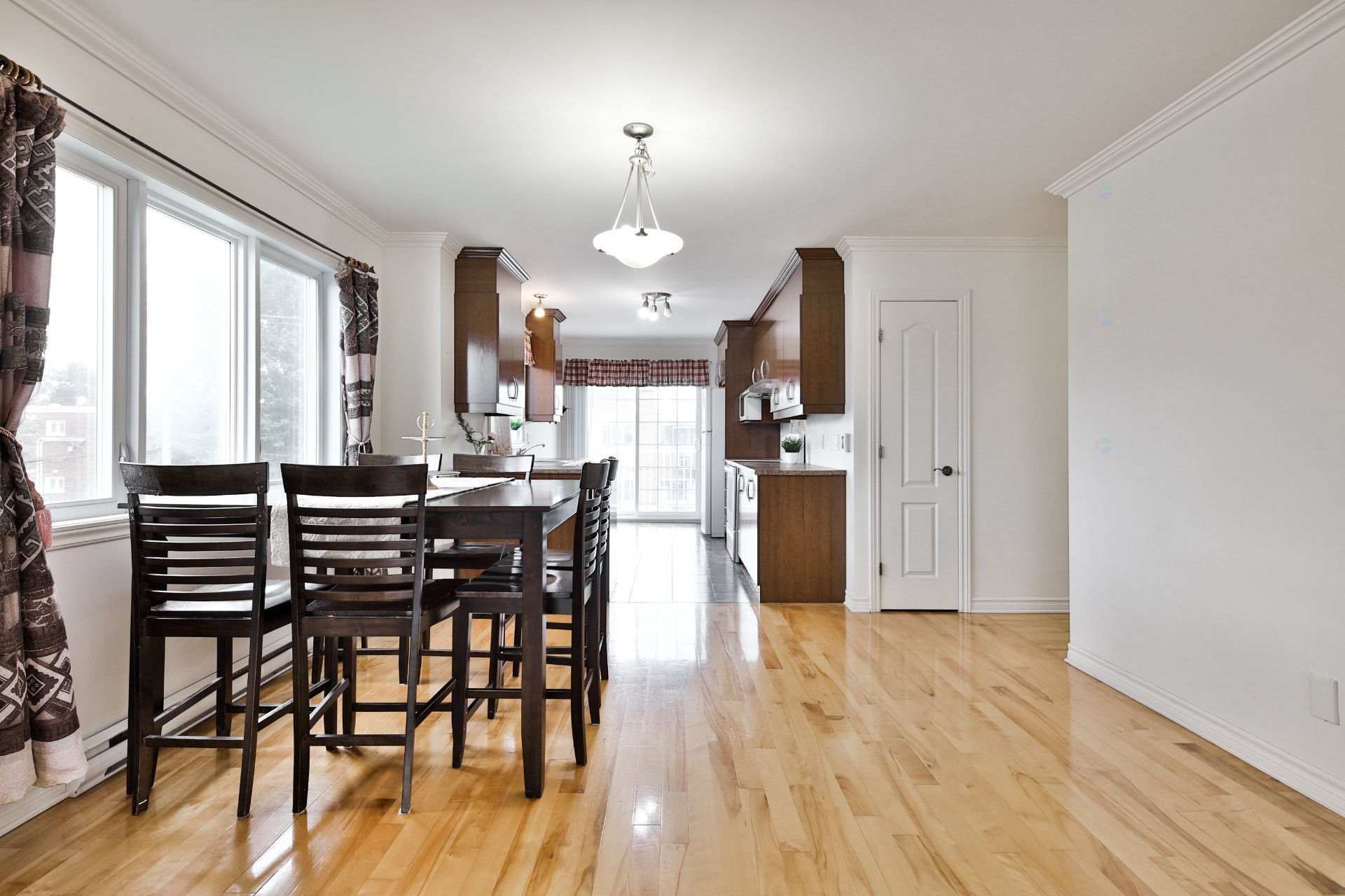 









3032


Rue de Lyon

,
Longueuil (Le Vieux-Longueuil),




QC
J4L3R7

