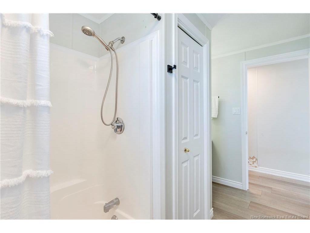 









8


Frank

ST,
Bas Cap Pele,




NB
E4N 0E6

