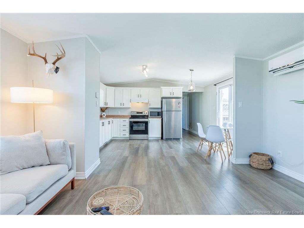 









8


Frank

ST,
Bas Cap Pele,




NB
E4N 0E6

