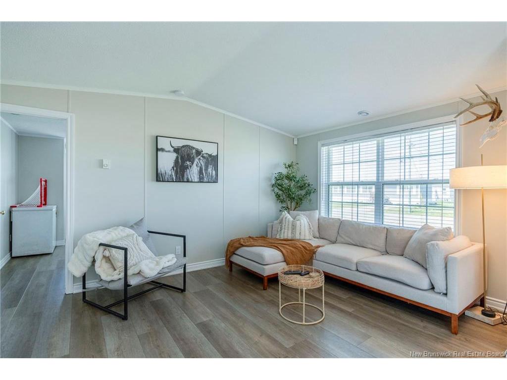 









8


Frank

ST,
Bas Cap Pele,




NB
E4N 0E6

