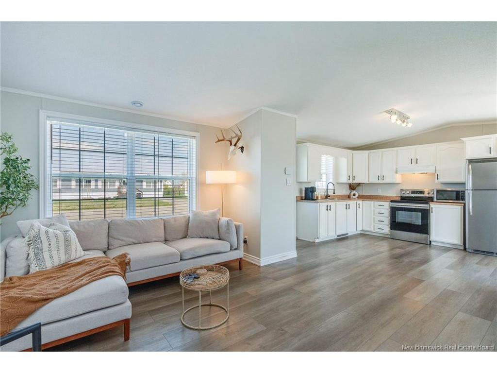 









8


Frank

ST,
Bas Cap Pele,




NB
E4N 0E6

