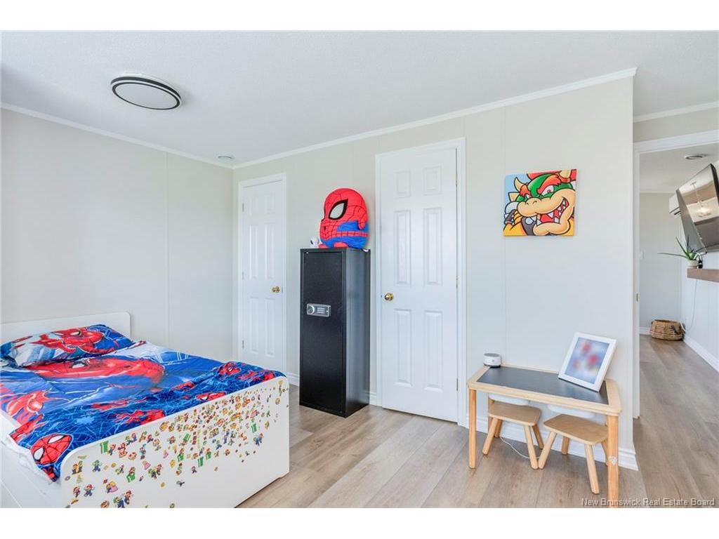 









8


Frank

ST,
Bas Cap Pele,




NB
E4N 0E6

