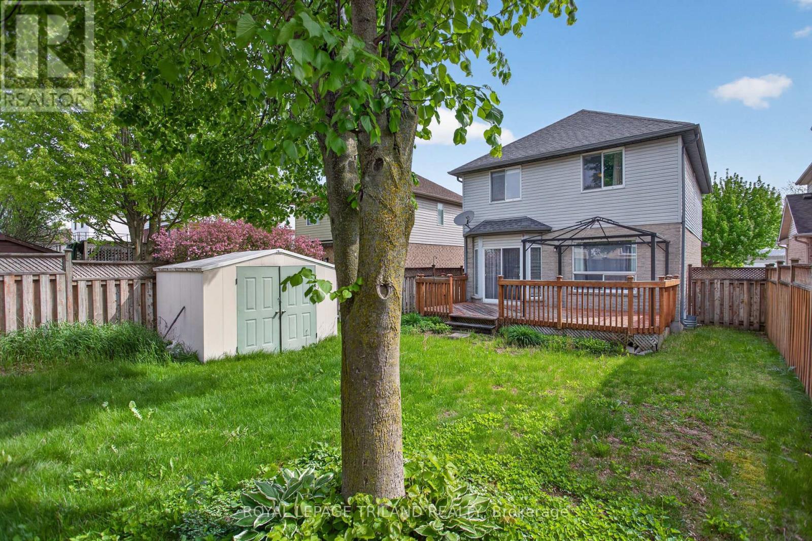 












307 JENSEN ROAD

,
London East (East D),




Ontario
N5V4X3

