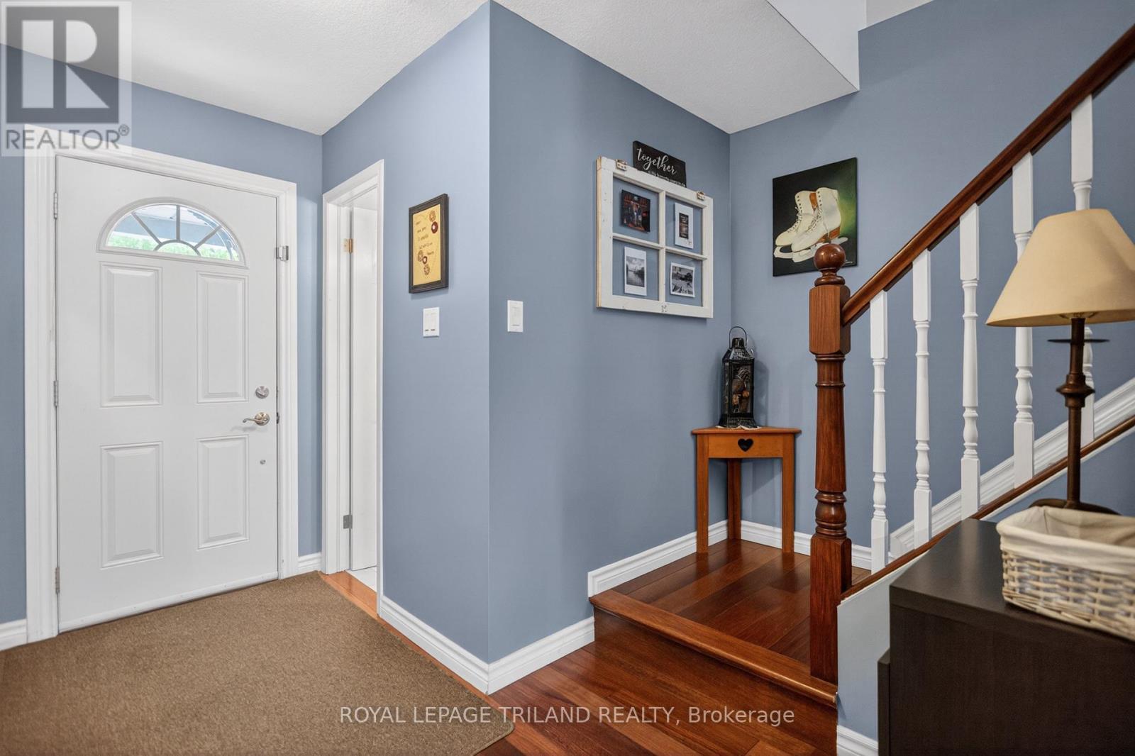 












307 JENSEN ROAD

,
London East (East D),




Ontario
N5V4X3

