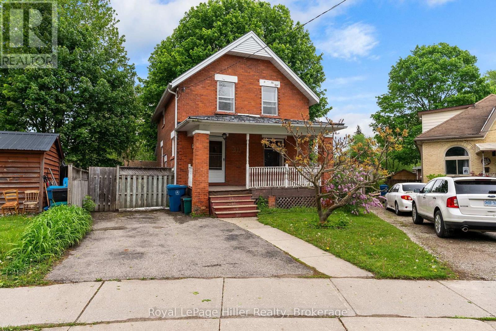 












211 NELSON STREET

,
Stratford,




Ontario
N5A2K4

