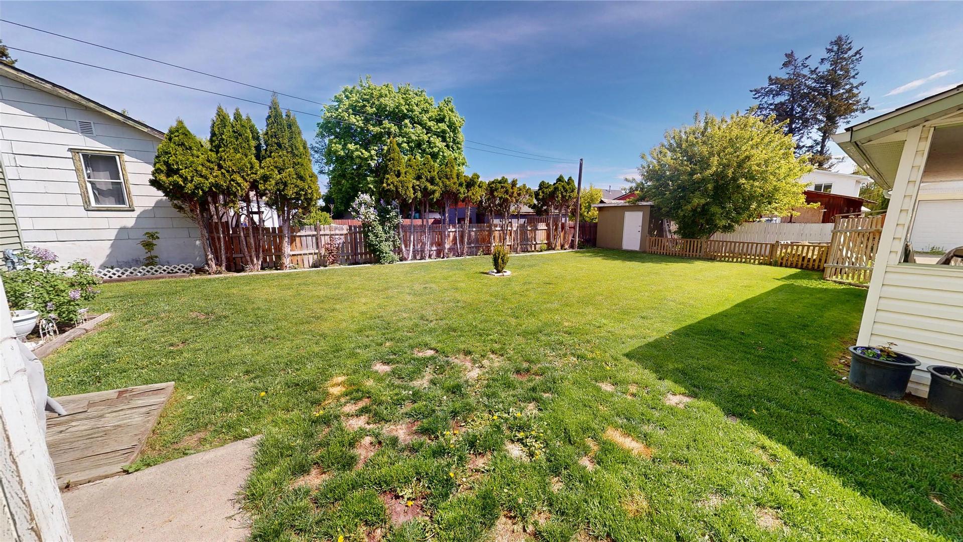 









224


4th

Avenue,
Cranbrook,




BC
V1C 2E3

