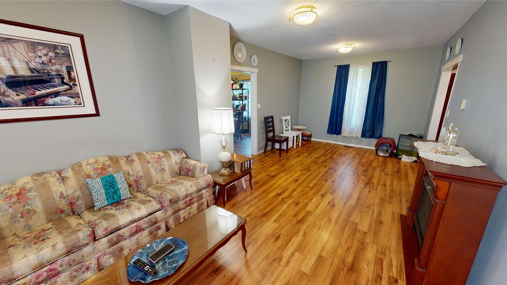 









224


4th

Avenue,
Cranbrook,




BC
V1C 2E3

