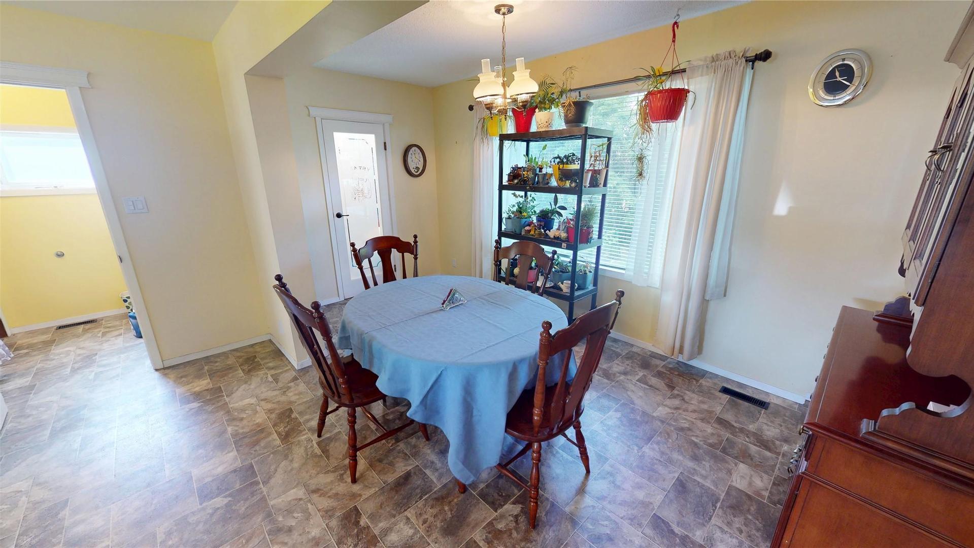 









224


4th

Avenue,
Cranbrook,




BC
V1C 2E3

