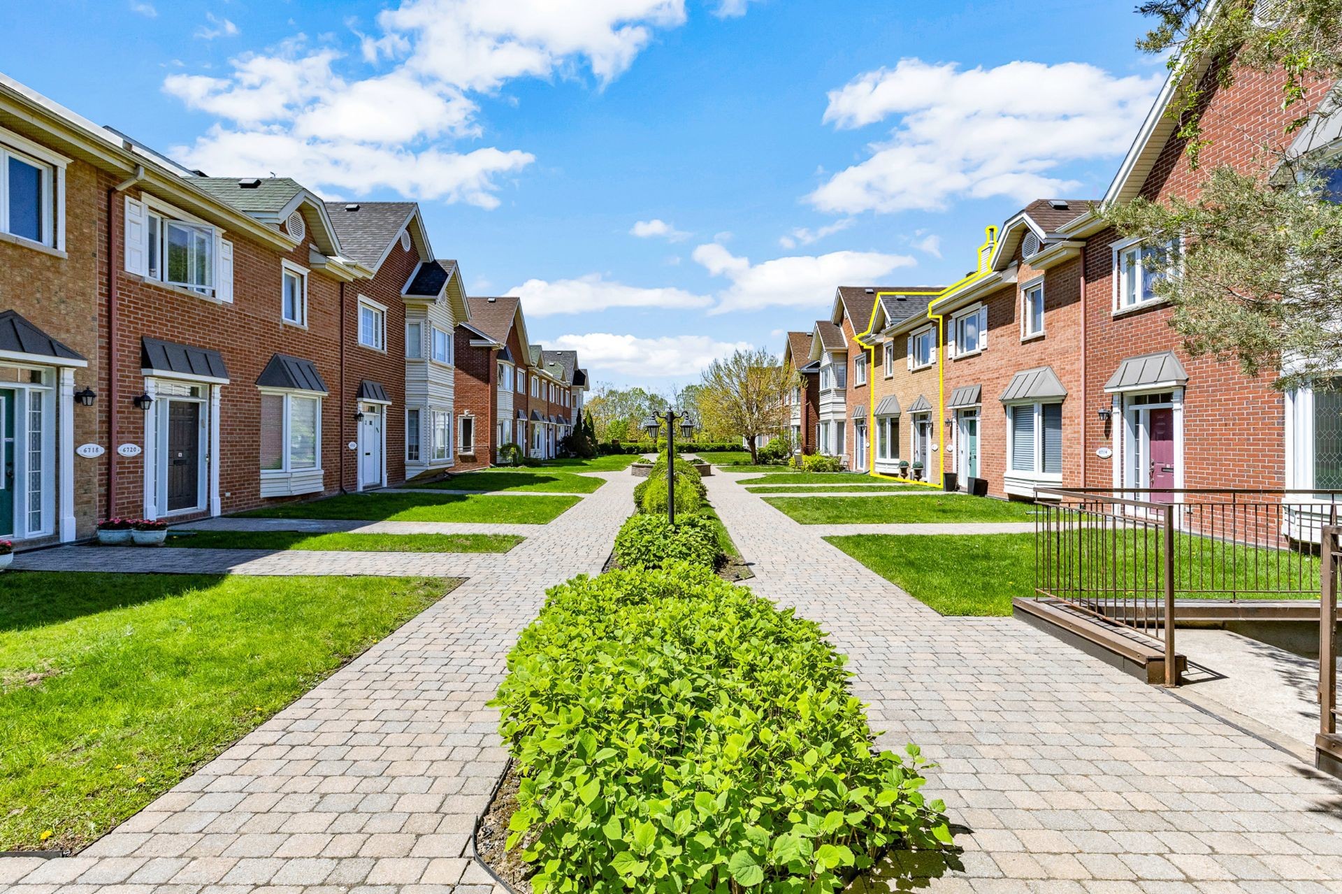 









6710A


Ch. Wallenberg

,
Côte-Saint-Luc,




QC
H4W3K8

