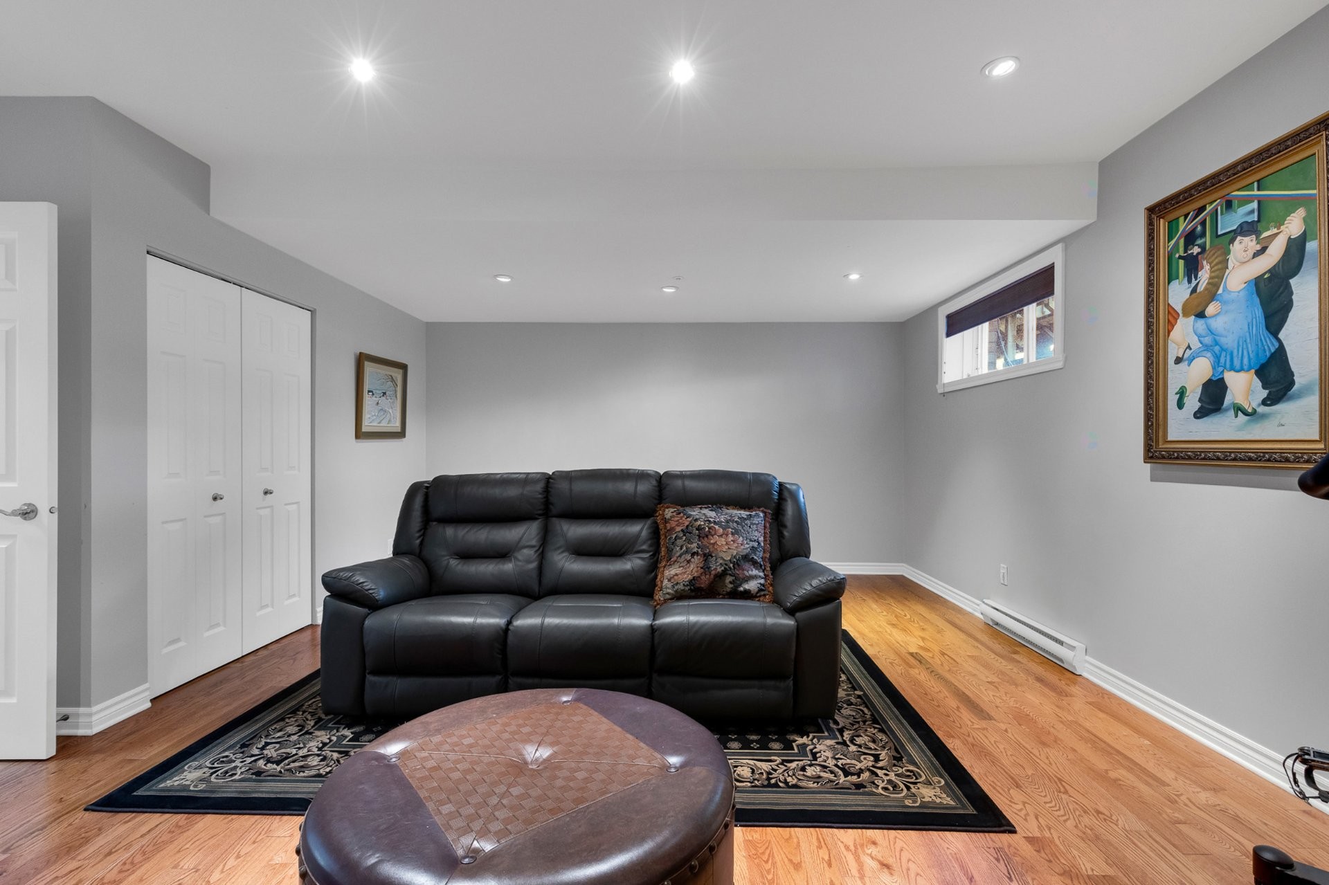 









6710A


Ch. Wallenberg

,
Côte-Saint-Luc,




QC
H4W3K8

