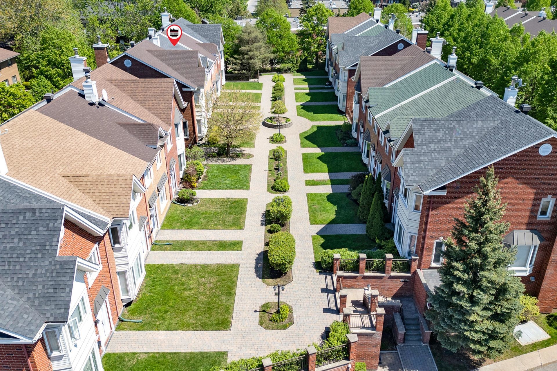 









6710A


Ch. Wallenberg

,
Côte-Saint-Luc,




QC
H4W3K8

