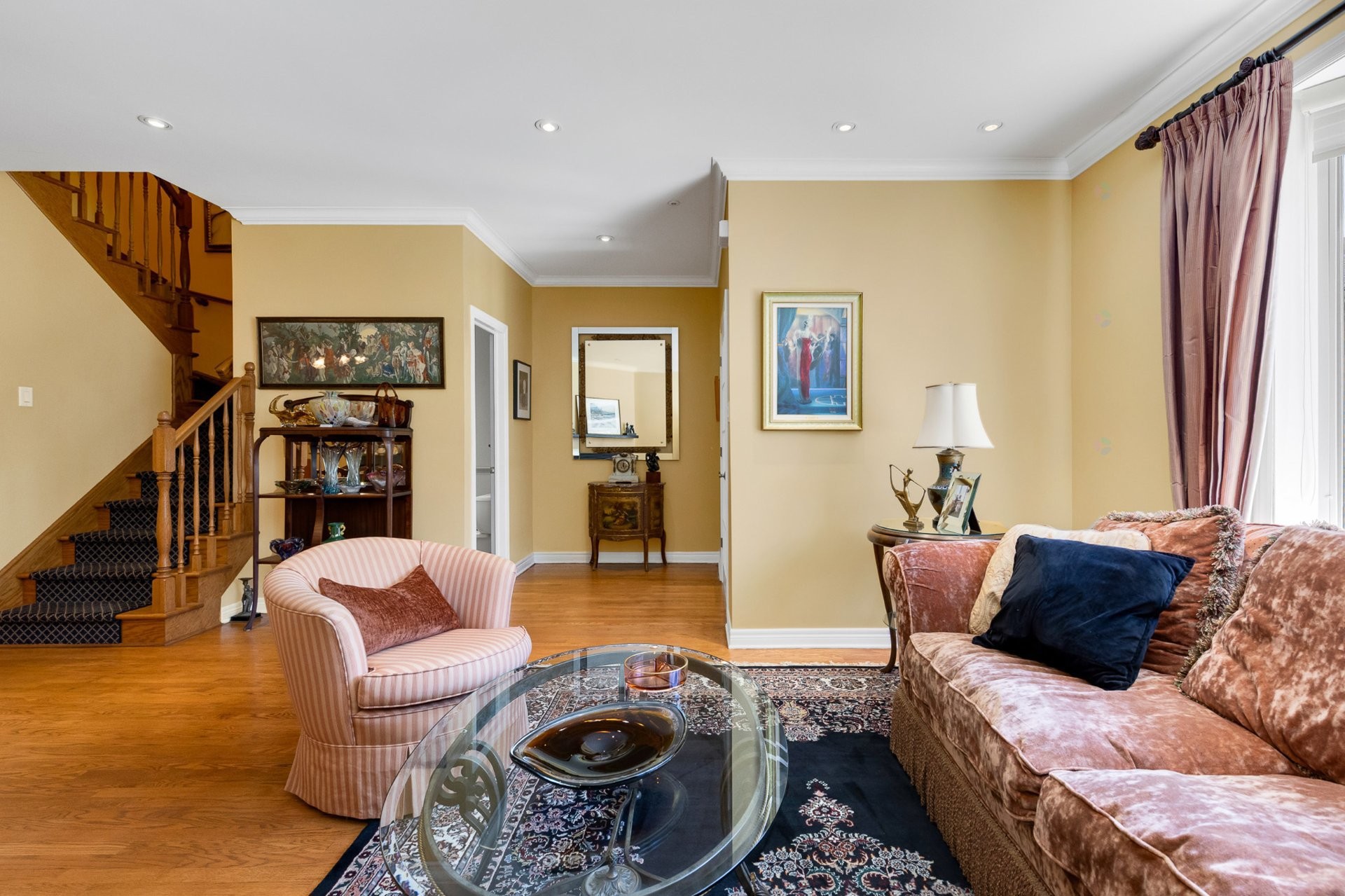 









6710A


Ch. Wallenberg

,
Côte-Saint-Luc,




QC
H4W3K8

