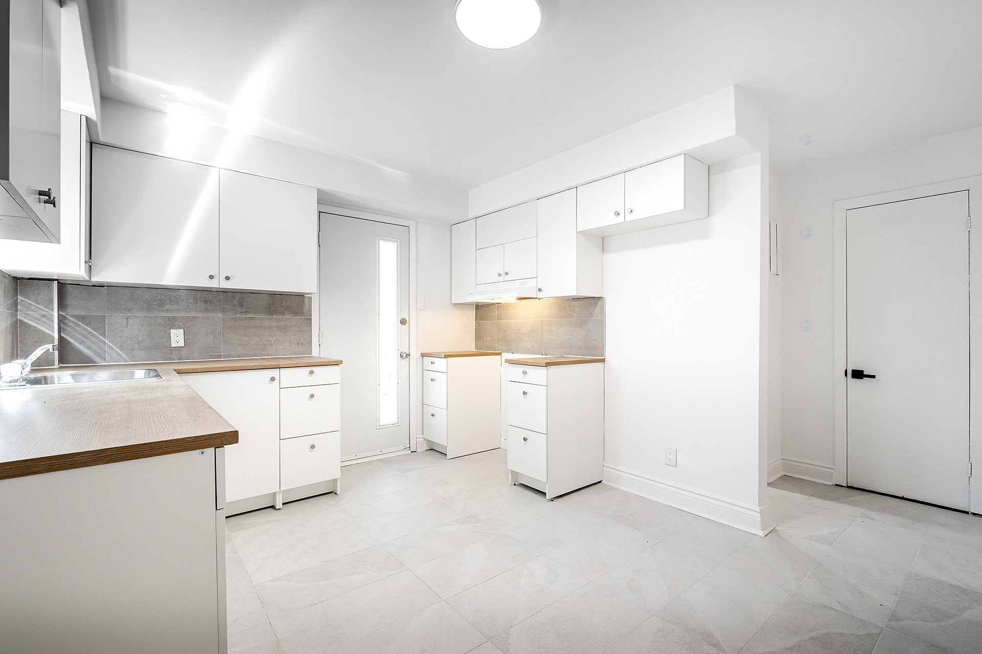 









41


Rue René-Philippe

, 3,
Longueuil (Le Vieux-Longueuil),




QC
J4R2J7

