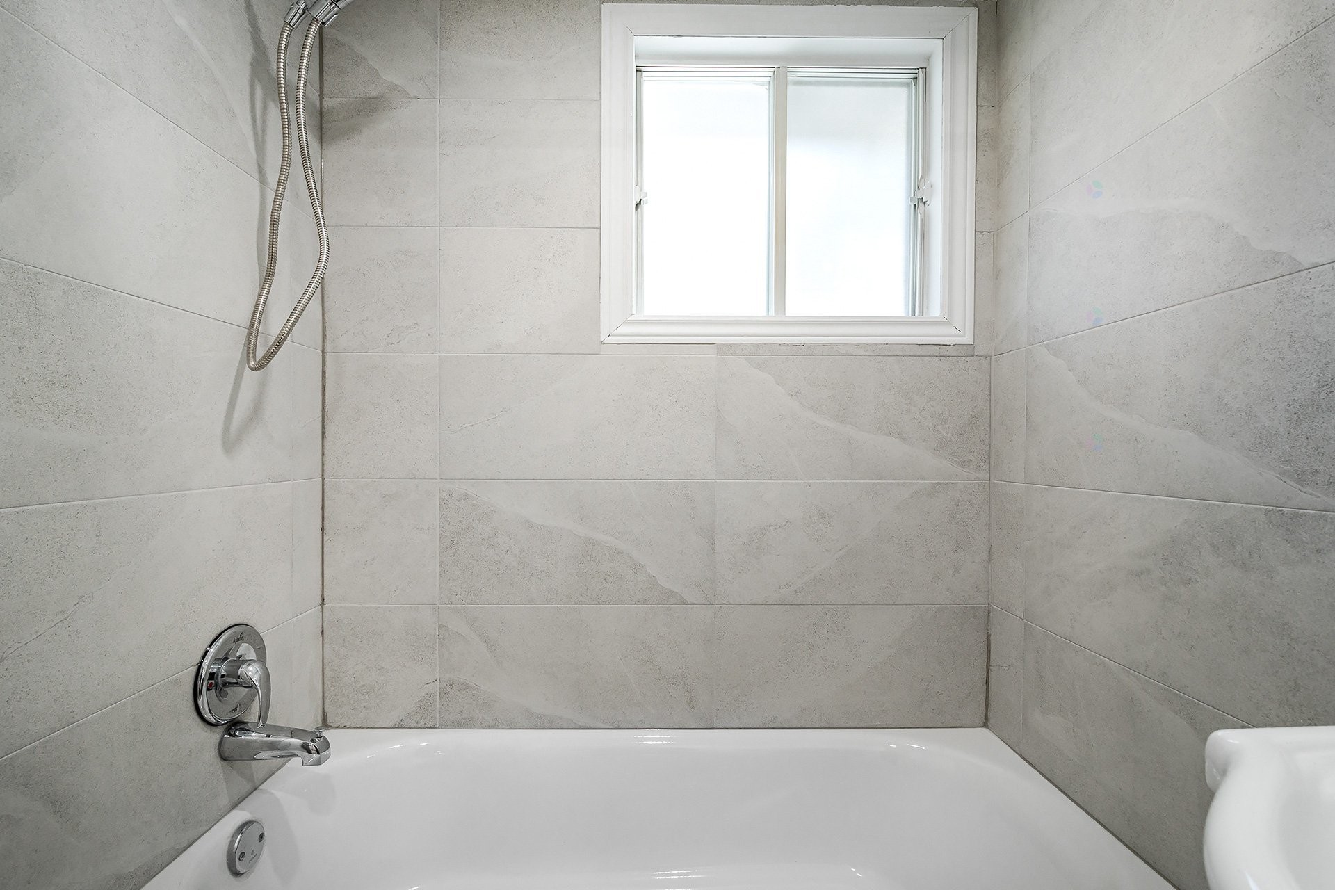 









41


Rue René-Philippe

, 3,
Longueuil (Le Vieux-Longueuil),




QC
J4R2J7

