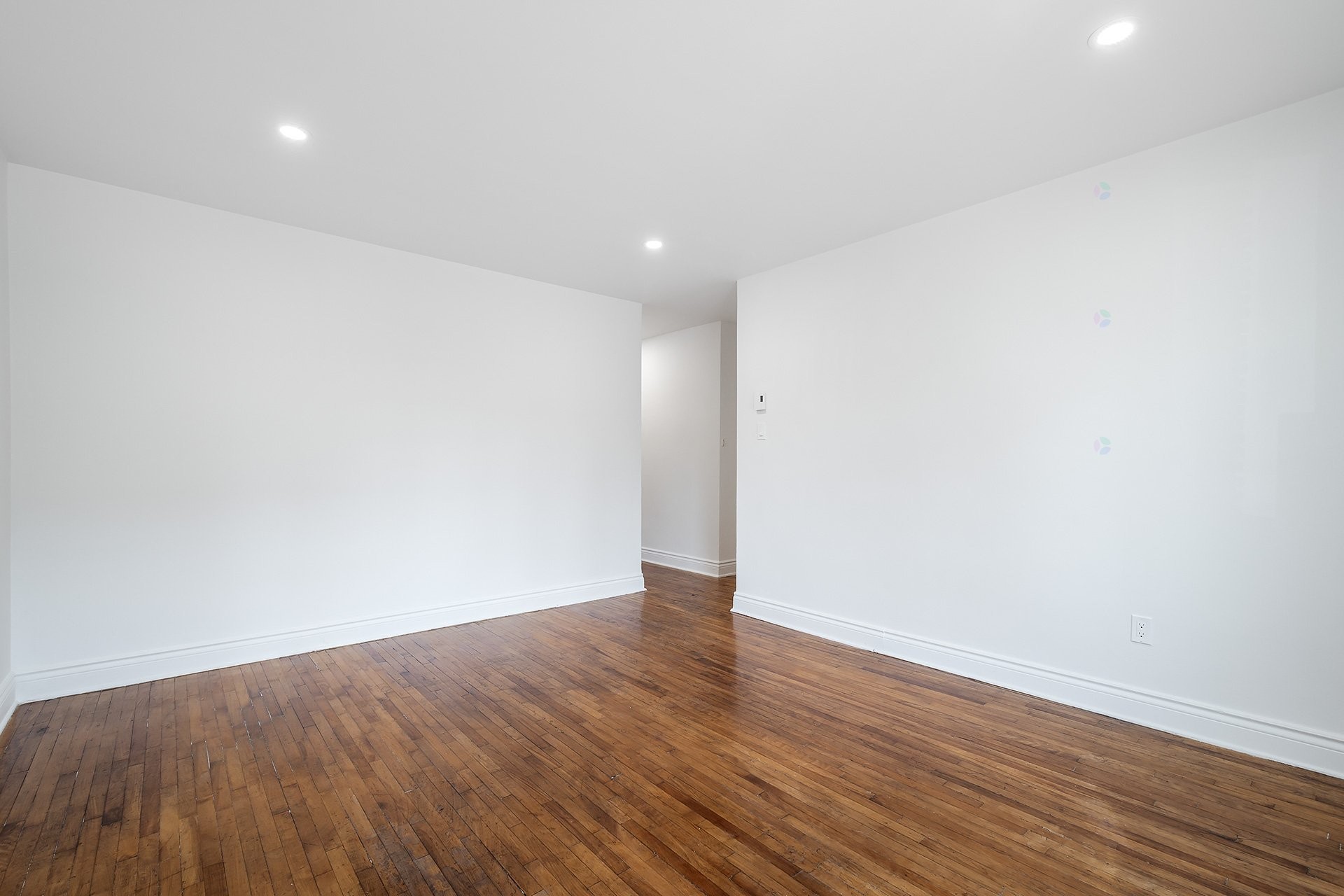









41


Rue René-Philippe

, 3,
Longueuil (Le Vieux-Longueuil),




QC
J4R2J7

