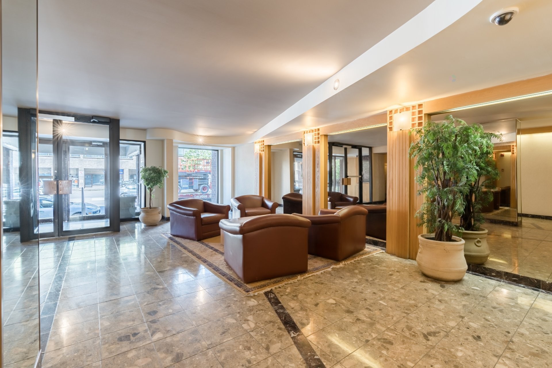 









1360


Rue St-Jacques

, 806,
Montréal (Ville-Marie),




QC
H3C4M4

