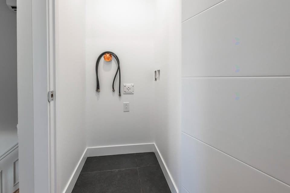









12404


Rue Ferdinand-Bastien

,
Montréal (Rivière-des-Prairies/Pointe-aux-Trembles),




QC
H1C2A7

