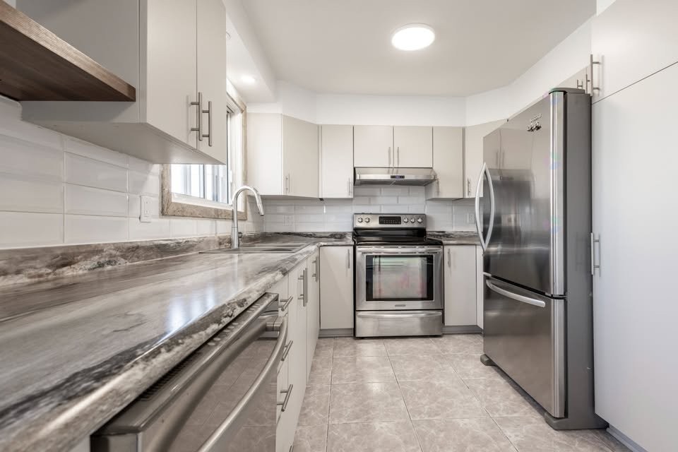 









12404


Rue Ferdinand-Bastien

,
Montréal (Rivière-des-Prairies/Pointe-aux-Trembles),




QC
H1C2A7

