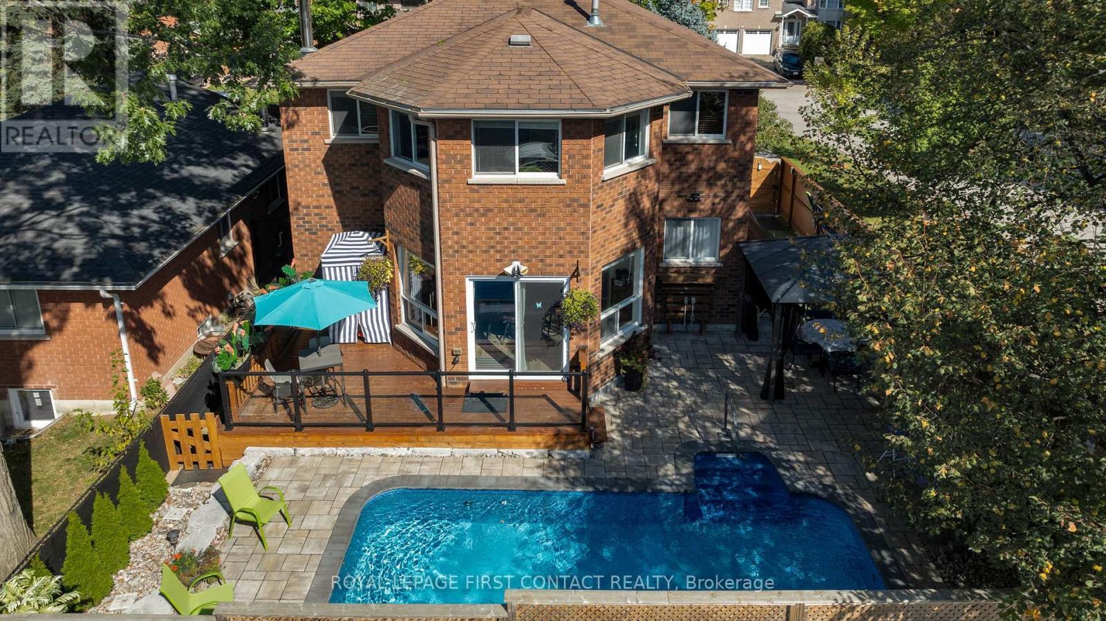 












13 IRWIN DRIVE

,
Barrie,




Ontario
L4N7A6

