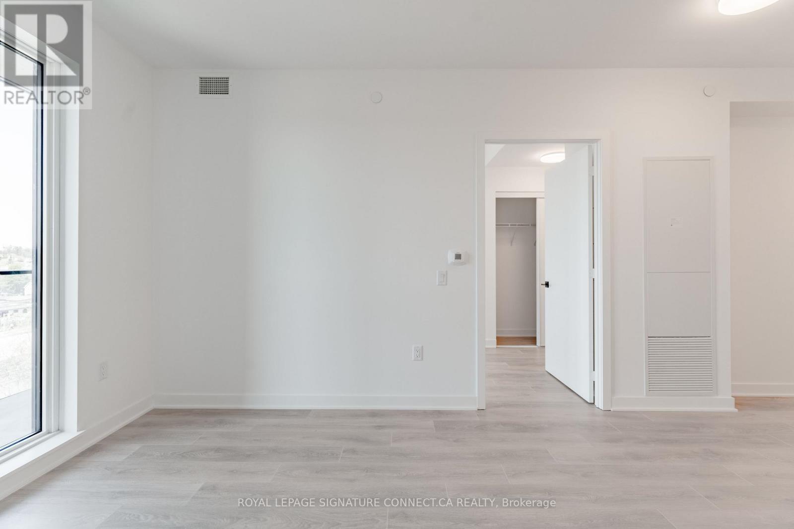 












517 - 1185 DUPONT STREET

,
Toronto,




Ontario
M6H0G5

