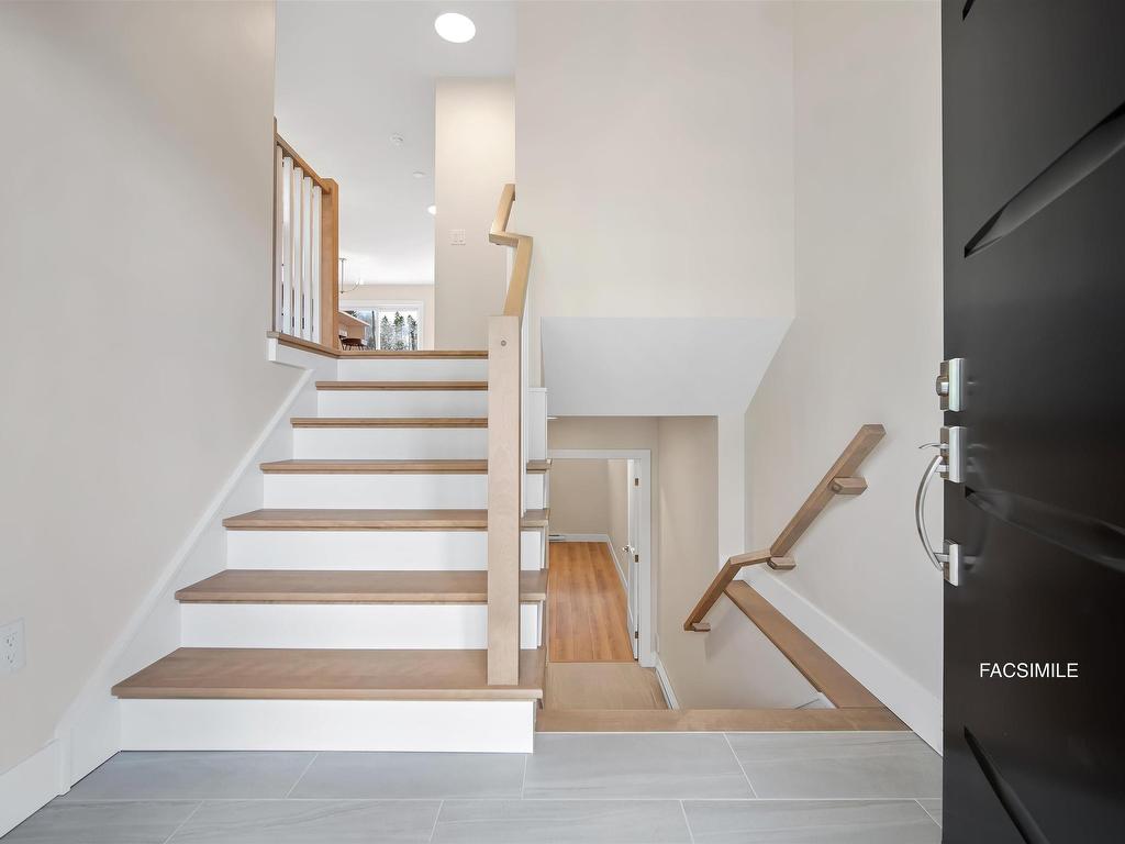 












PUN067E 162 Puncheon Way

,
West Bedford,




NS
B4B 2L1

