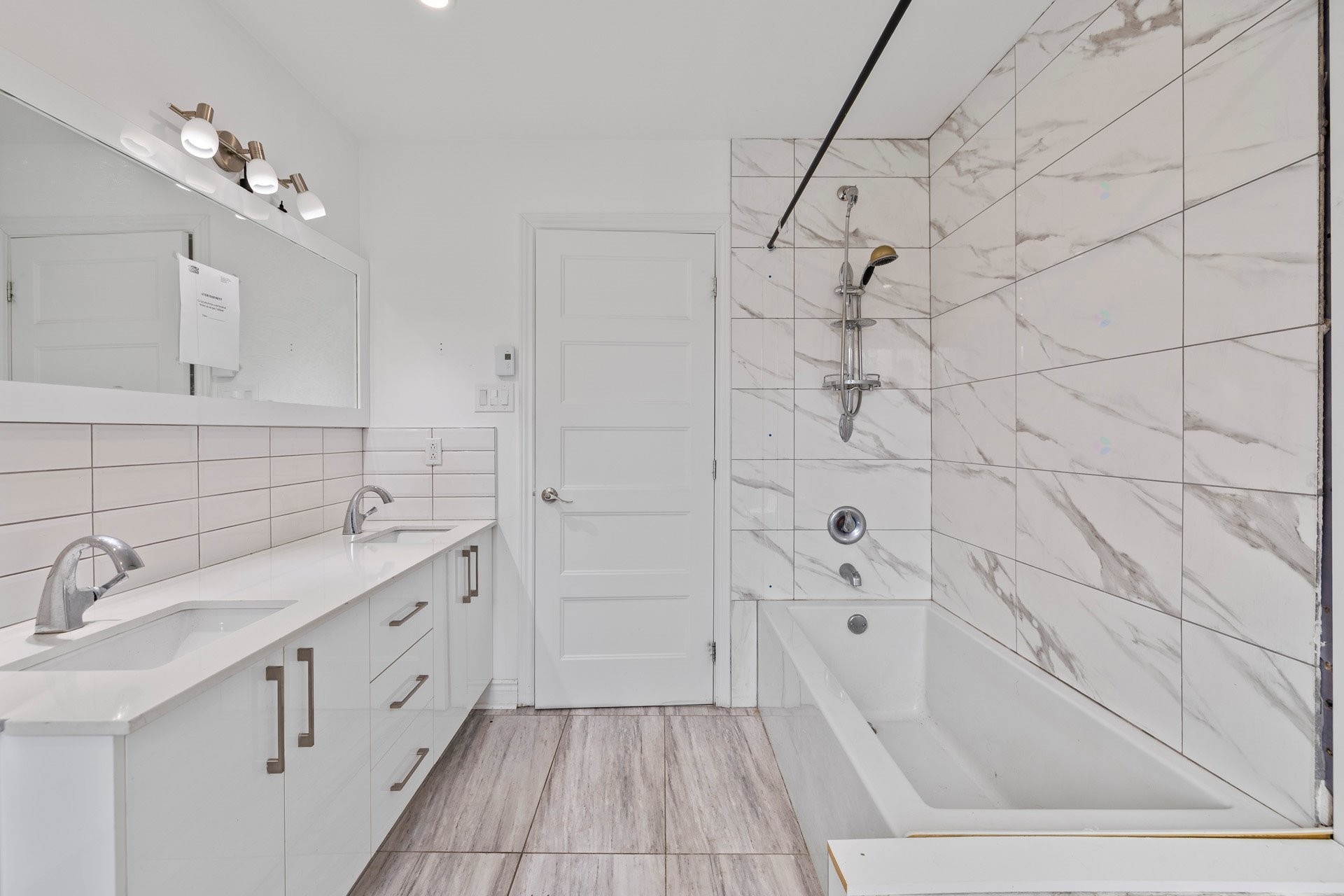 









4461


Rue Cécile

,
Montréal (Pierrefonds-Roxboro),




QC
H9K1N1

