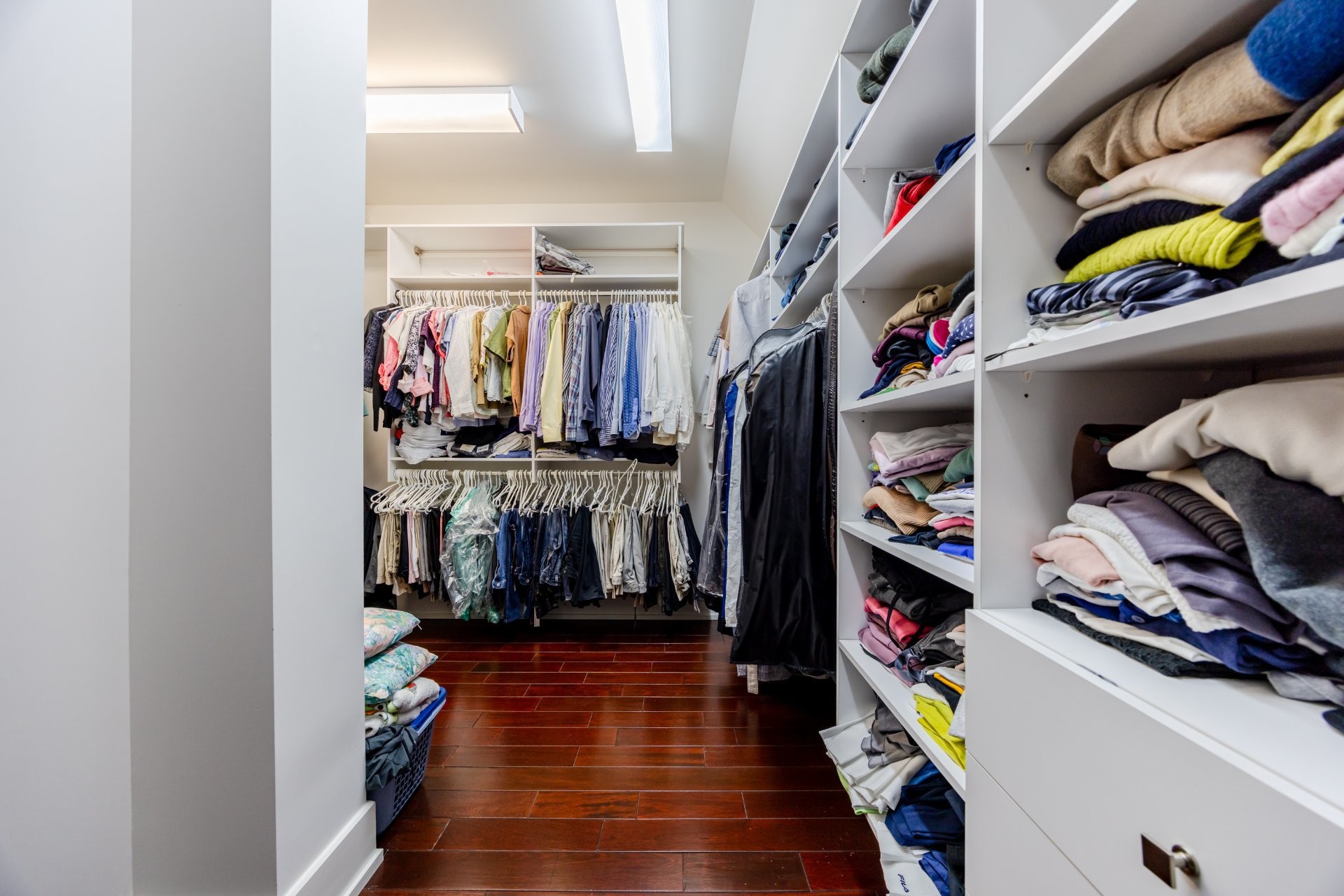 









7720


Av. de Lugano

,
Brossard,




QC
J4Y0G2

